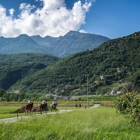 L'isola Del Cavallo 4 アパート Desco